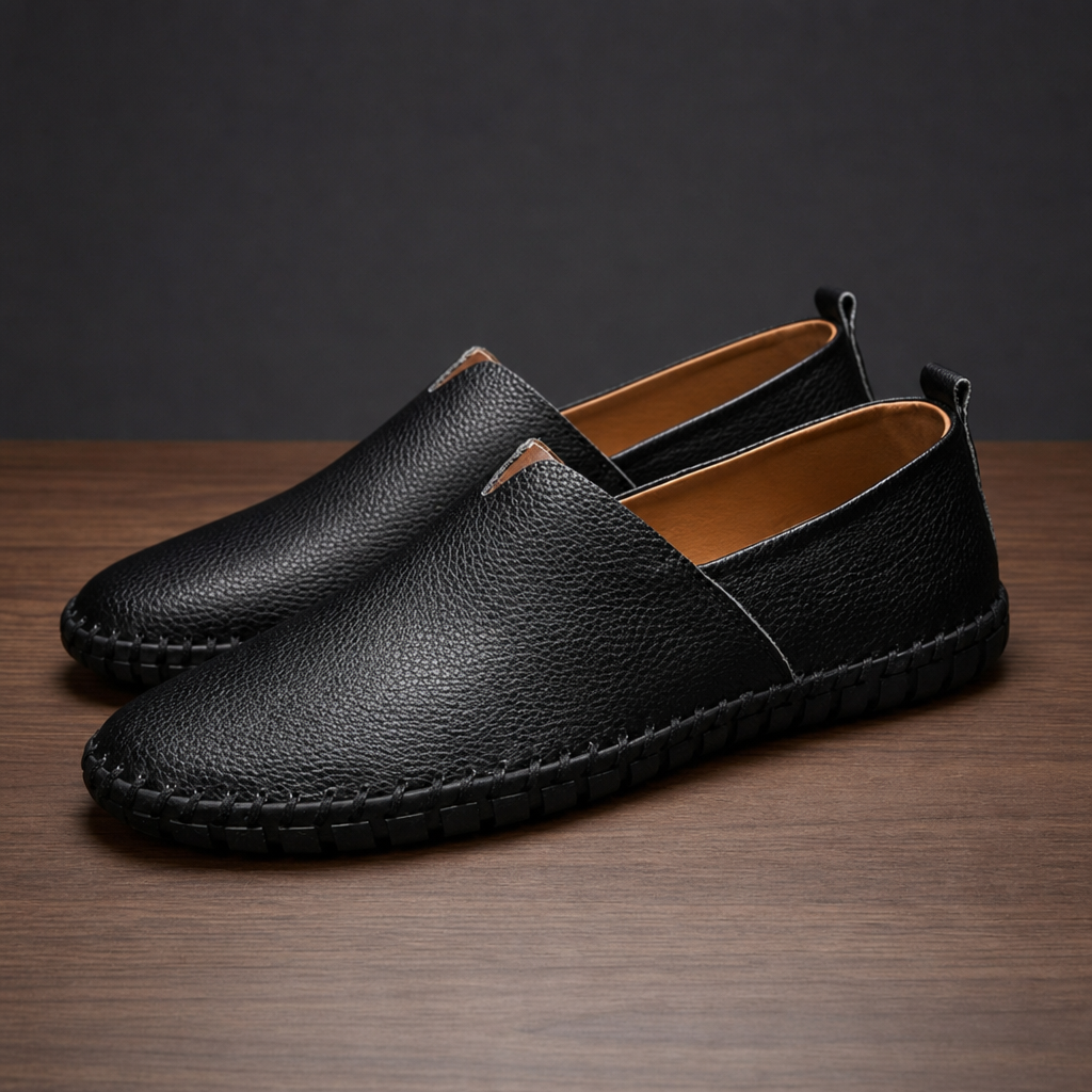 Cordoba Whipstitch Slip-On Loafers in Black