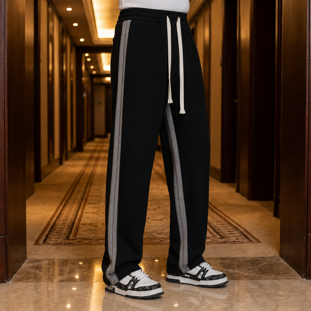 Comporta Side Stripe Sweatpants in Black