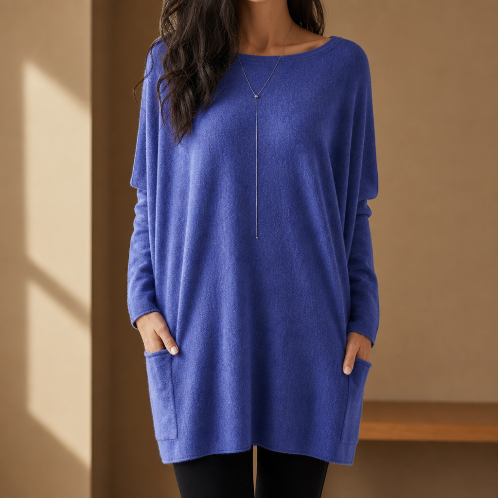 Sarentina Relaxed Pocket Tunic Sweater in Blue