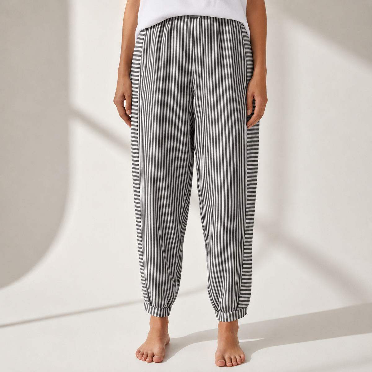 Getaria Striped Jogger Pants